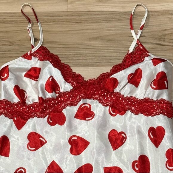 Jaclyn Smith Silky Heart Chemise Sleepwear Slip Dress Valentines Women’s Small - Picture 3 of 3